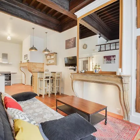 Le Cocon Des Deux Sirenes - Studio Cosy Pour 2 A Nancy Exterior photo