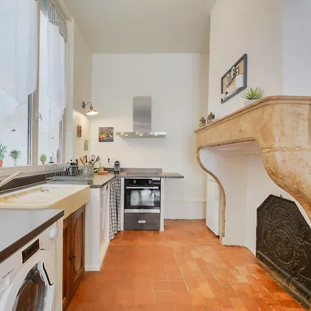 Le Cocon Des Deux Sirenes - Studio Cosy Pour 2 A Nancy Exterior photo